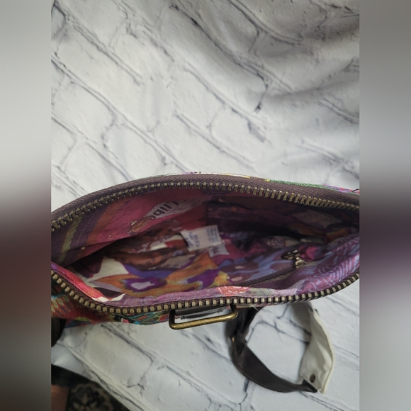 Designated purse in multi color pattern European - Picture 8 of 14